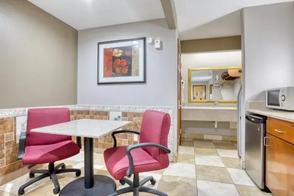 Texas Inn Donna 10