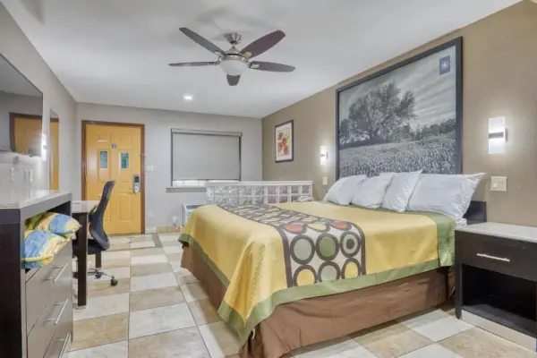 Texas Inn Donna 9